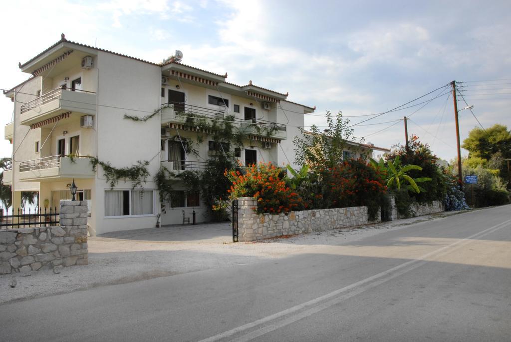 'Αγριοι Λιμένες Διαμέρισμα Ίρια Εξωτερικό φωτογραφία